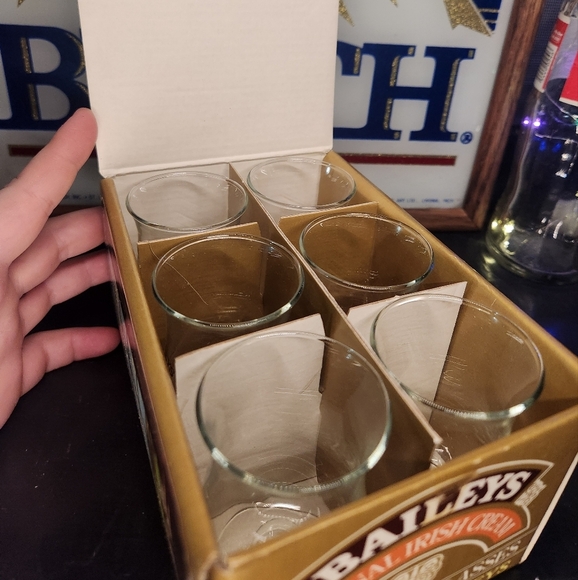 Baileys Original Irish Cream Liqueur Glasses In Original Box Set Of 6 - Picture 8 of 8
